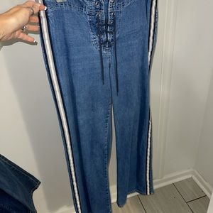 Lace up jeans sz 14